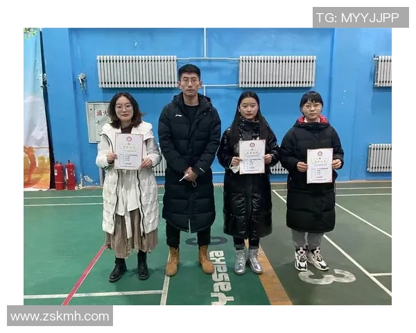 南京六合中等专业学校羽毛球队在市青少年阳光体育节中表现优异取得佳绩